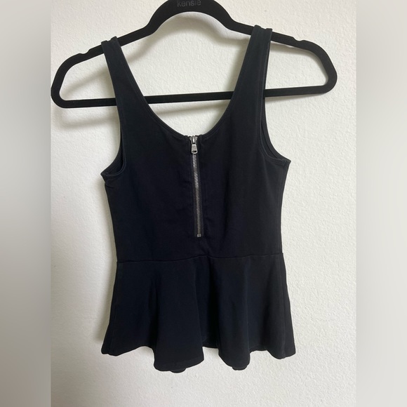 Express Top - Picture 2 of 4